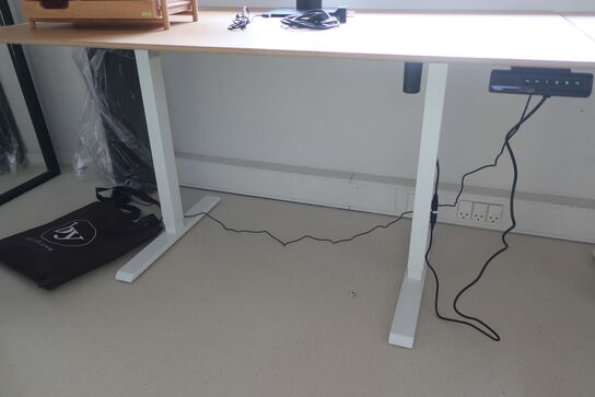 El. hæve/sænke skrivebord uden indhold