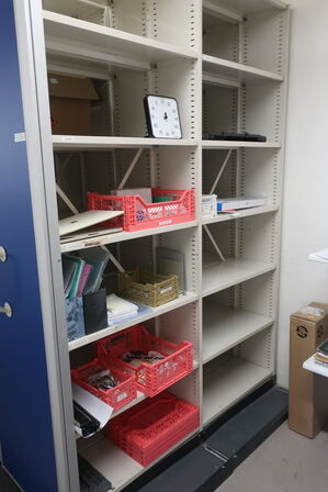 Alt indhold i reoler 