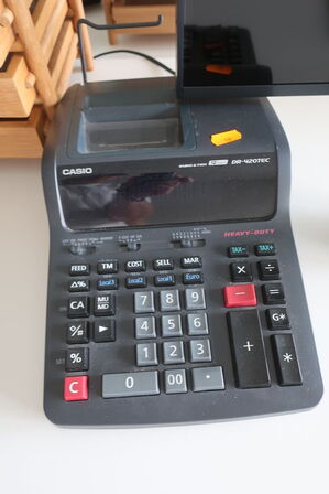 Regnemaskine CASIO DR-420TEC