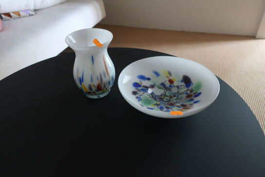 Vase samt skål