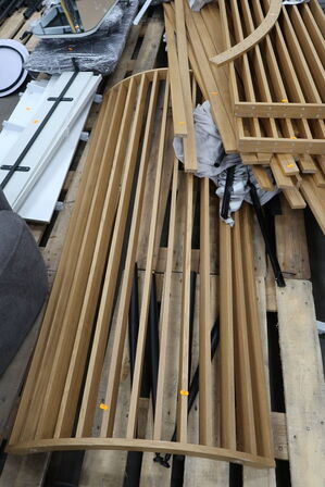 Lammelvægge i egefiner mv.