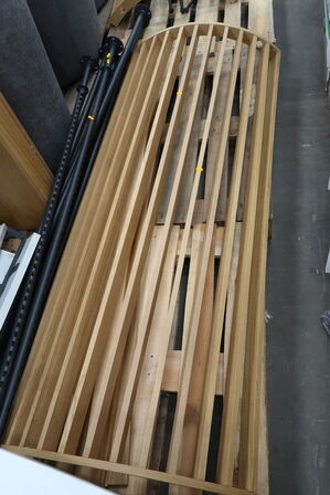 Lammelvægge i egefiner mv.