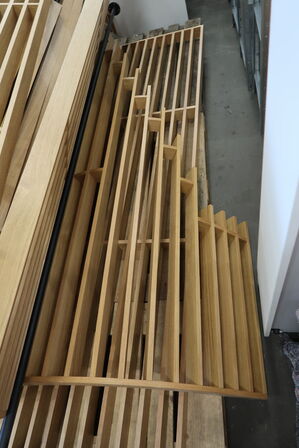 Lammelvægge i egefiner mv.