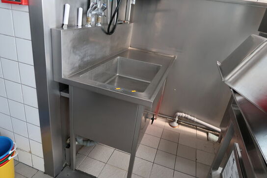 Rustfri stålvask med armatur