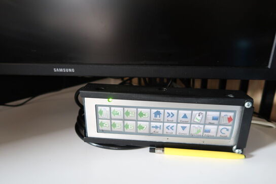 Computerskærm SAMSUNG, med betjeningspanel