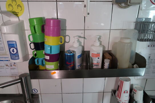 Vaskestation, , papirdispenser, sæbedispenser samt hylde