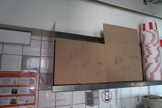 Rustfri stålhylde med indhold