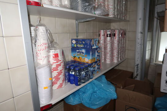 Div. Engangsservice, kildevand, juice m.m.