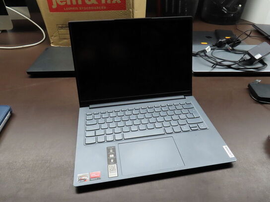 Bærbar PC, LENOVO YOGASlim 7 Pro 14ACH5