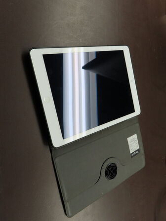 Tablet, APPLE IPAD Type: A1475