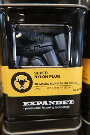600 stk. super nylon plugs 10x50 mm
