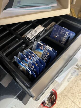 Disk inkl. div. indhold (bag/under) samt div. IT