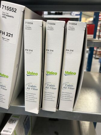 Varelager for 1.447.167,- ekskl. moms i kostpris samt alle lagerreoler