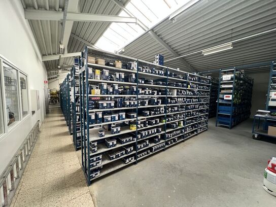 Varelager for 1.447.167,- ekskl. moms i kostpris samt alle lagerreoler