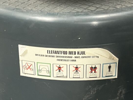 3 stk. elefantfødder