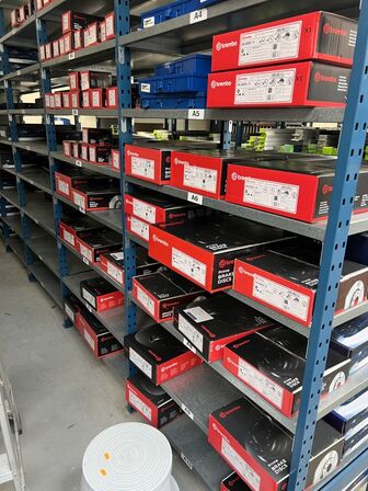 Varelager for 1.447.167,- ekskl. moms i kostpris samt alle lagerreoler