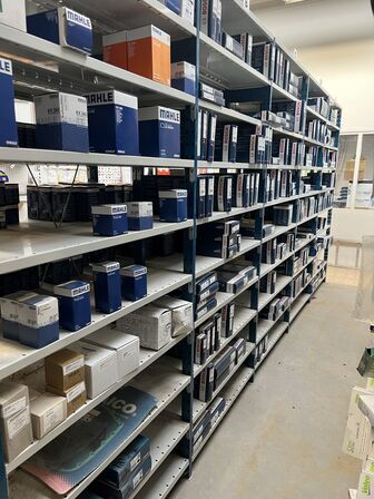 Varelager for 1.447.167,- ekskl. moms i kostpris samt alle lagerreoler