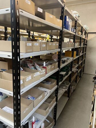 Varelager for 1.447.167,- ekskl. moms i kostpris samt alle lagerreoler