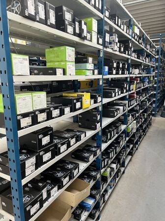 Varelager for 1.447.167,- ekskl. moms i kostpris samt alle lagerreoler