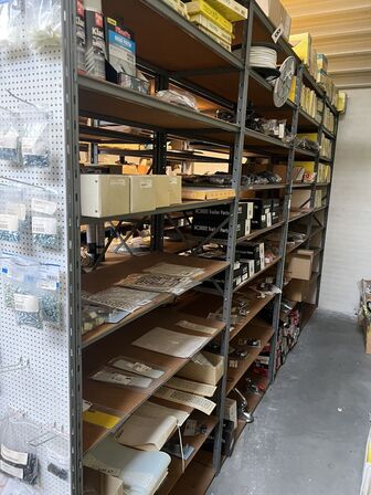 Varelager for 1.447.167,- ekskl. moms i kostpris samt alle lagerreoler