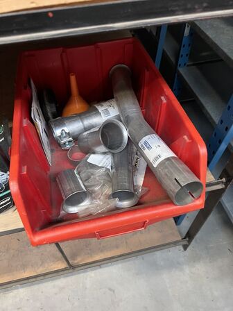 Varelager for 1.447.167,- ekskl. moms i kostpris samt alle lagerreoler