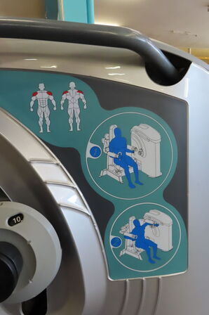 Træningsmaskine til skulder