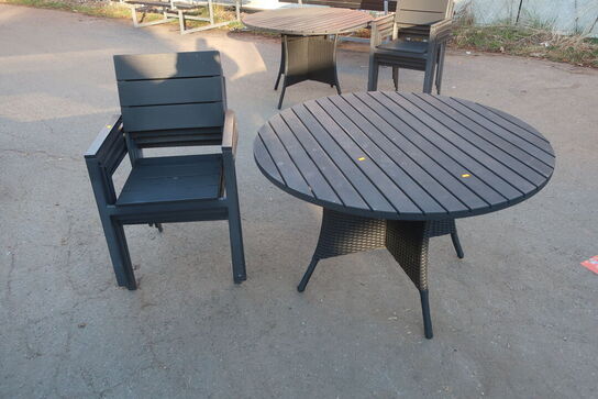 4 stk. havestole og havebord