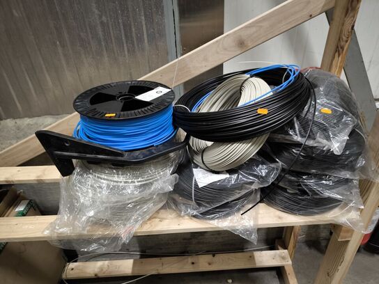 Reol med kabelruller