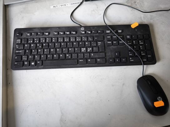 Mini PC i5-4590T 8gb 120gb med HP 24" skærm, mus og tastatur