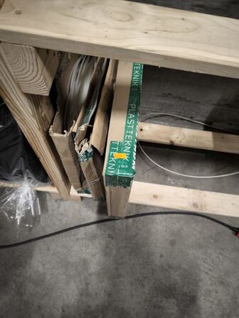 Reol med kabelruller