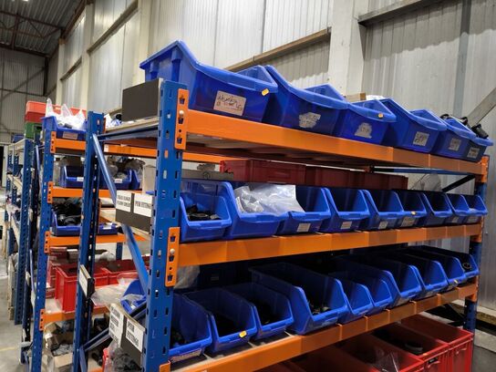 Indhold på Lagerreol