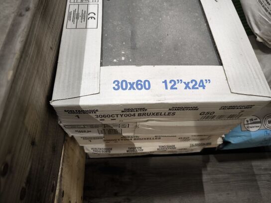 Palle med fliser og mørtel