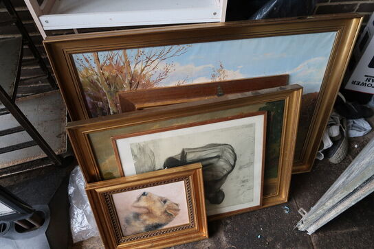 Div. Billeder, skilt, reoler m.m.