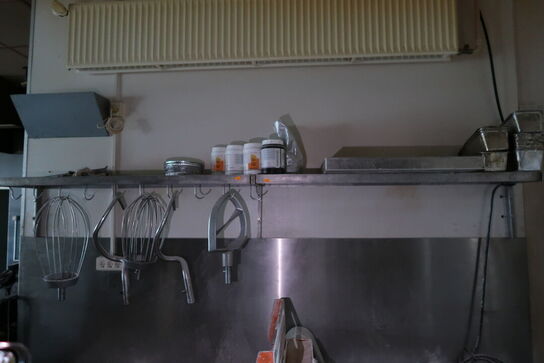 Rustfri stålhylde (dele til røremaskine medfølger ikke)