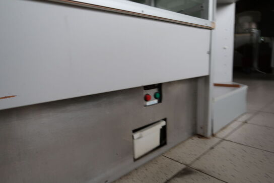 3 stk. kølediske samt bord