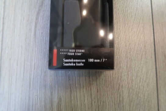 Zwilling Four Star Santoku kniv 18 cm