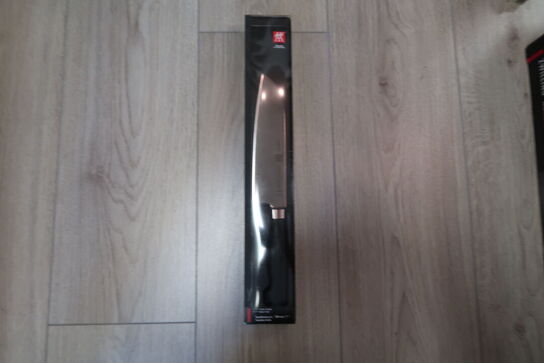 Zwilling Four Star Santoku kniv 18 cm