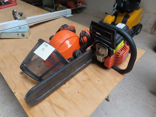 Motorsav og sikkerhedshjelm med visir og øreværn ADANO HN10050