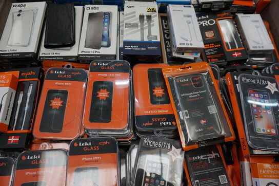 ca. 625 dele udstyr til Iphone & Samsung 