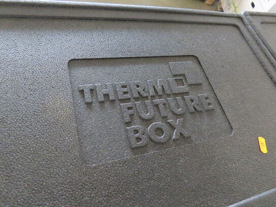 12 stk. Termokasser med låg til fødevaretransport