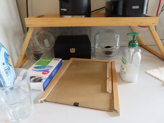 Tøm køkkenet for løst indhold