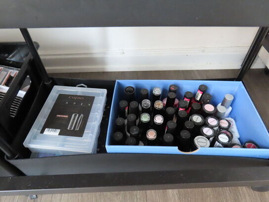 Div. negleklinik udstyr og tilbehør