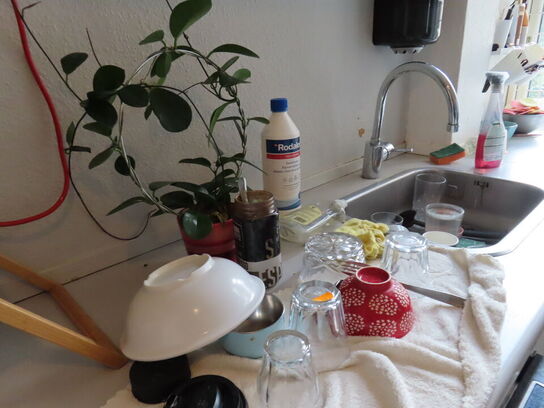 Tøm køkkenet for løst indhold