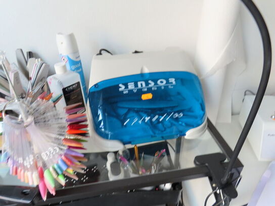 Div. negleklinik udstyr og tilbehør