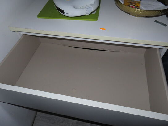 Tøm kælderen, undtaget behandlerbriks