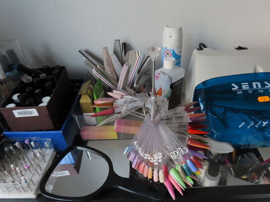 Div. negleklinik udstyr og tilbehør