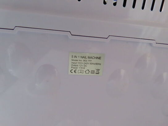 Div. negleklinik udstyr og tilbehør