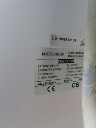 9 i 1 Multi-Function Beauty Instrument, H5050