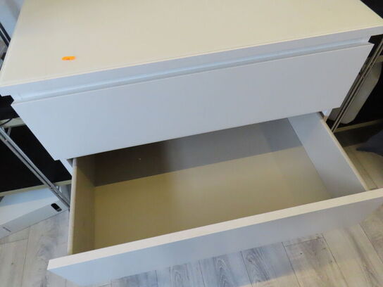 Tøm kælderen, undtaget behandlerbriks