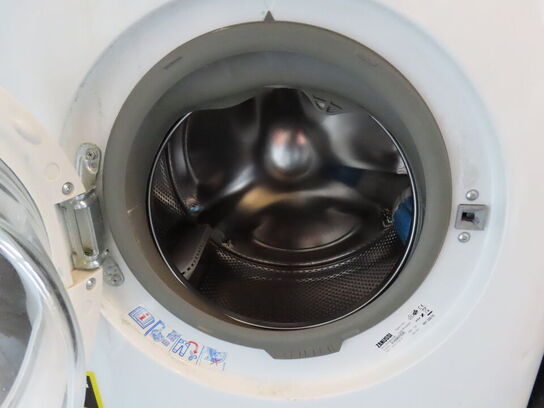 Vaskemaskine og tørretumbler, ZANISSI og GRUNDIG